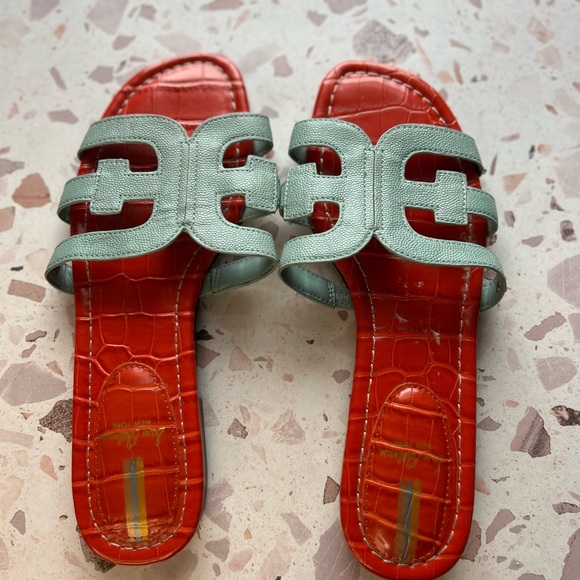 Sam Edelman Gray and Red Sandals Size 8.5 - Picture 4 of 8
